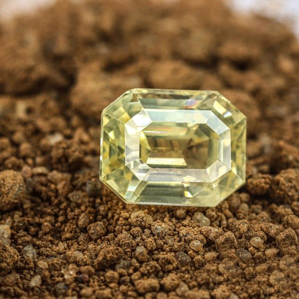 Yellow Sapphire (Pukhraj)